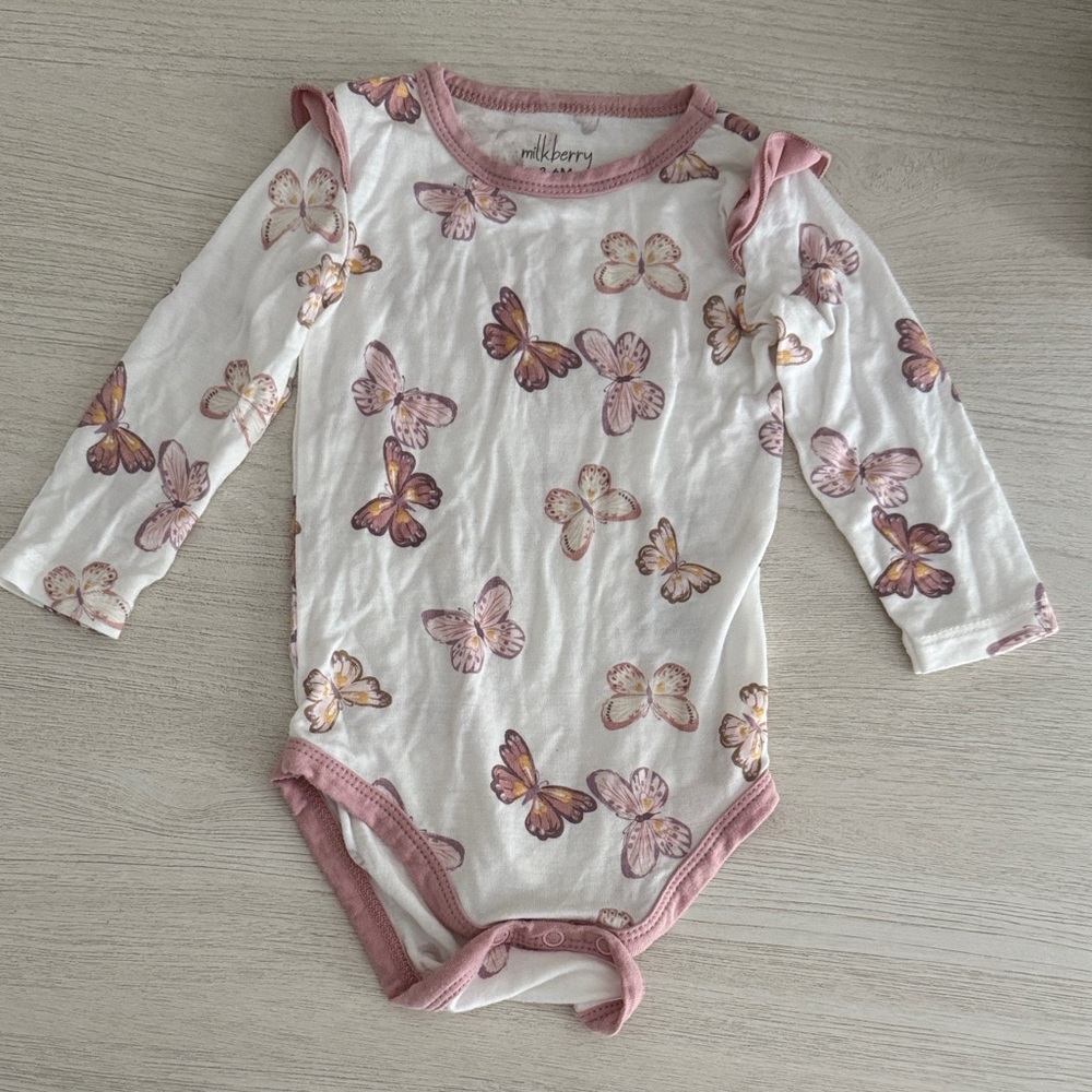 Milkberry Butterfly Print Bamboo Bodysuit EUC Size 3-6M